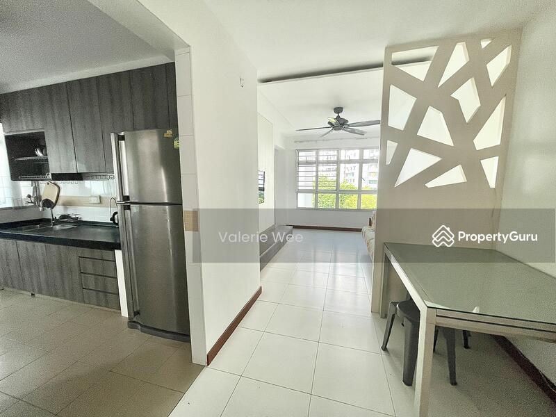 Prop-GPT: HDB Flat: D28 Seletar 448A Sengkang West Way