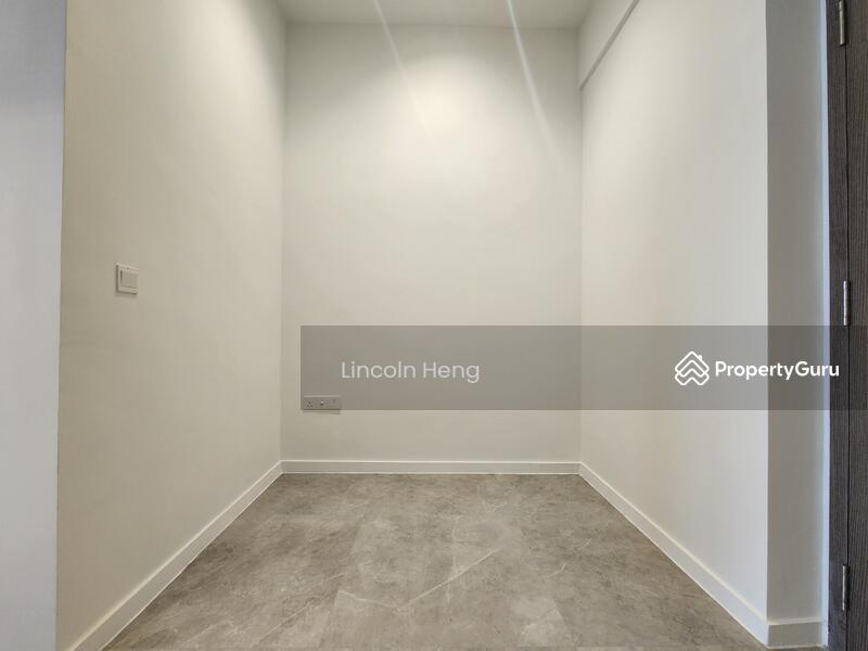 Condominium for Rent: D05, 118175