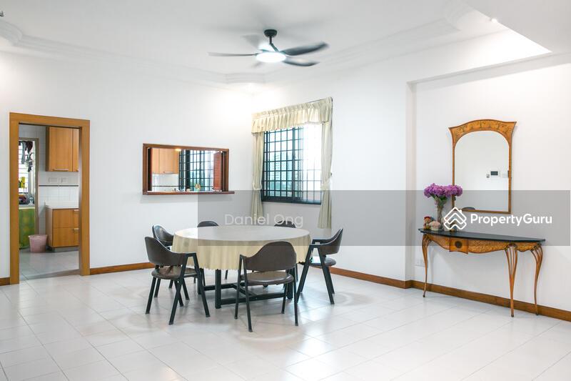 Prop-GPT: Condominium: D13 Potong Pasir Avon Park