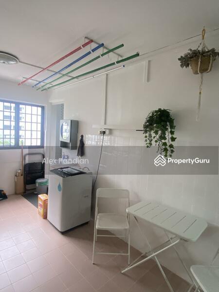 306 Jurong East Street 32