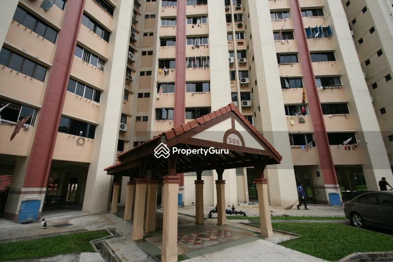 306 Jurong East Street 32