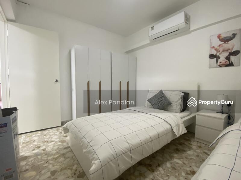 306 Jurong East Street 32