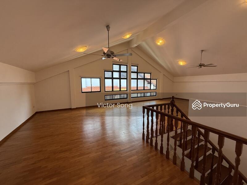 Prop-GPT: Semi-Detached: D10 Holland Holland Grove Vicinity Spacious SD for Rental @ Reasonable Price