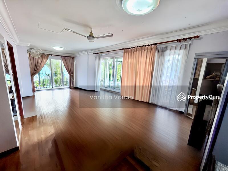 Prop-GPT: Semi-Detached: D27 Sembawang Sembawang Park