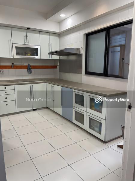 Prop-GPT: Condominium: D19 Serangoon Kensington Park