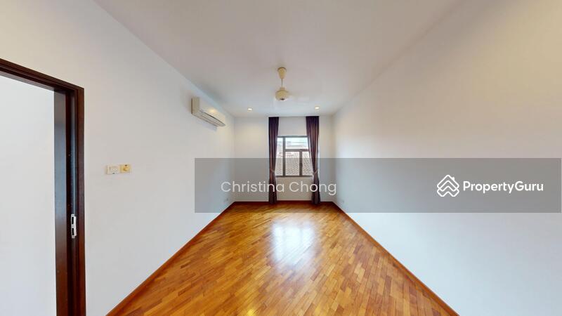 Corner Terrace for Rent: D19, 080808