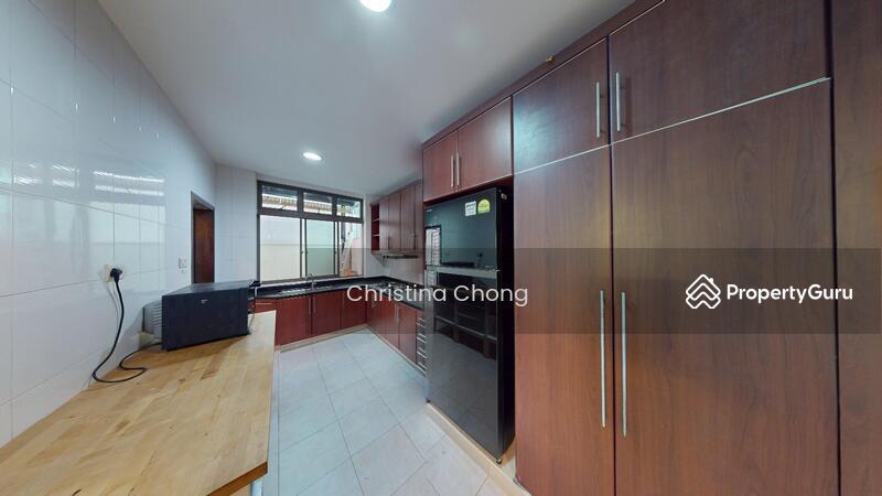 Corner Terrace for Rent: D19, 080808