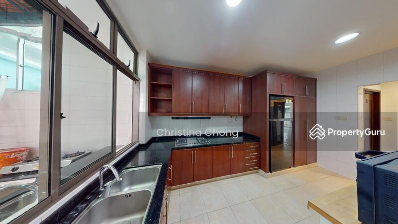 Corner Terrace for Rent: D19, 080808