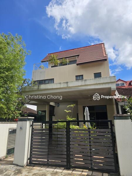 Prop-GPT: Corner Terrace: D19  6 Bedrooms Corner Terrace @ Hemsley Ave For Rent