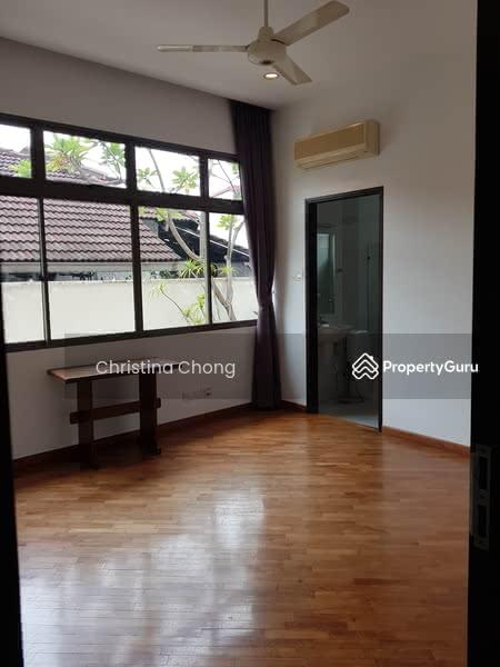 Corner Terrace for Rent: D19, 557694