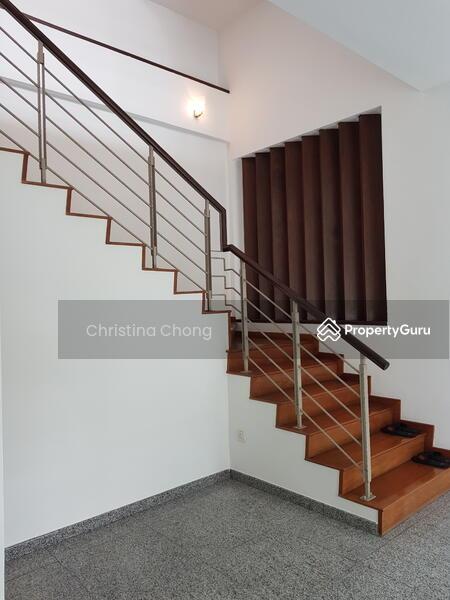 Corner Terrace for Rent: D19, 557694