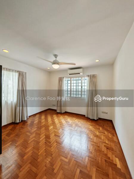 One Tree Hill Landed House