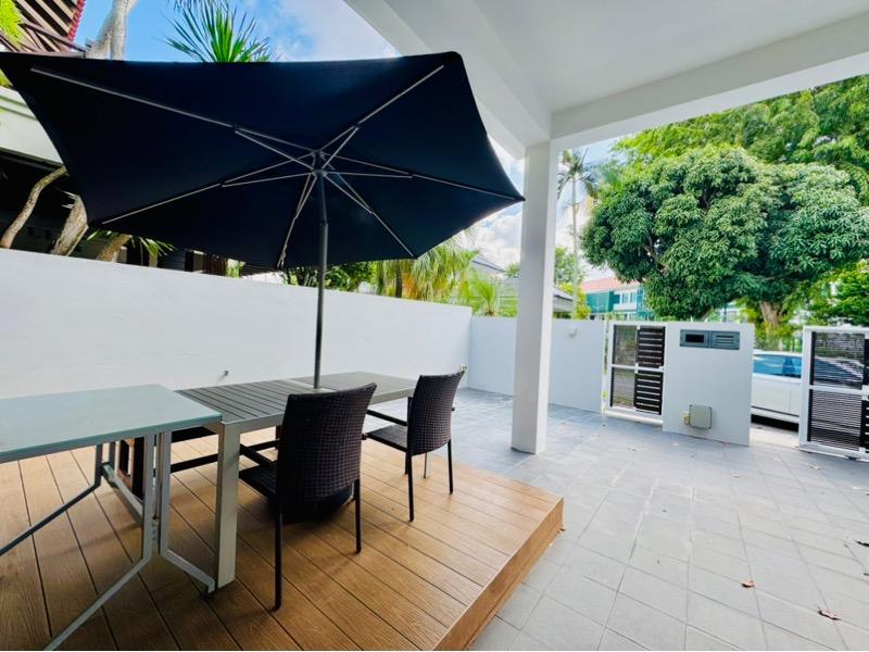 Prop-GPT: Corner Terrace: D19 Hougang Serangoon Garden Estate