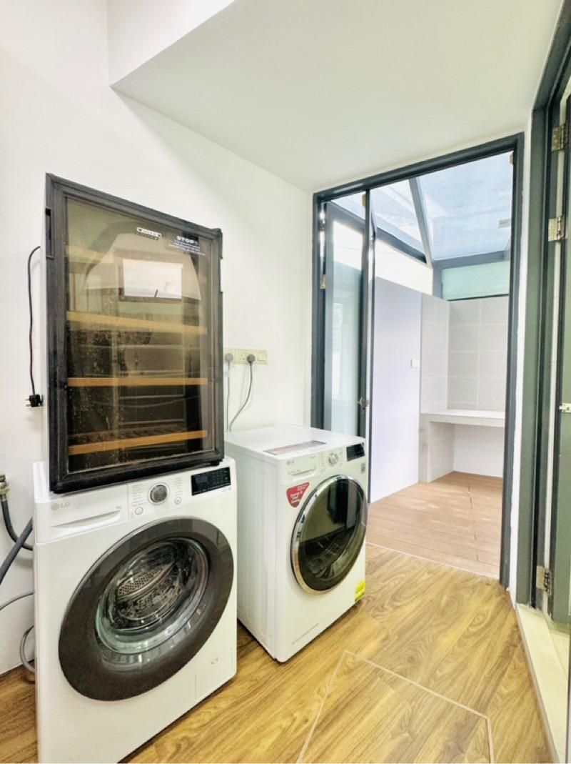 Serangoon Garden Estate Corner Terrace For Rent, $15,000, 5 Bed 6 Bath 3,810 sqft $6.69 psf