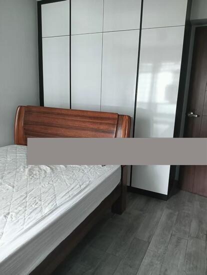 101 Jurong East Street 13 HDB Apartment Room Rental, $800, 1 Bed 1 Bath 150 sqft $5.33 psf