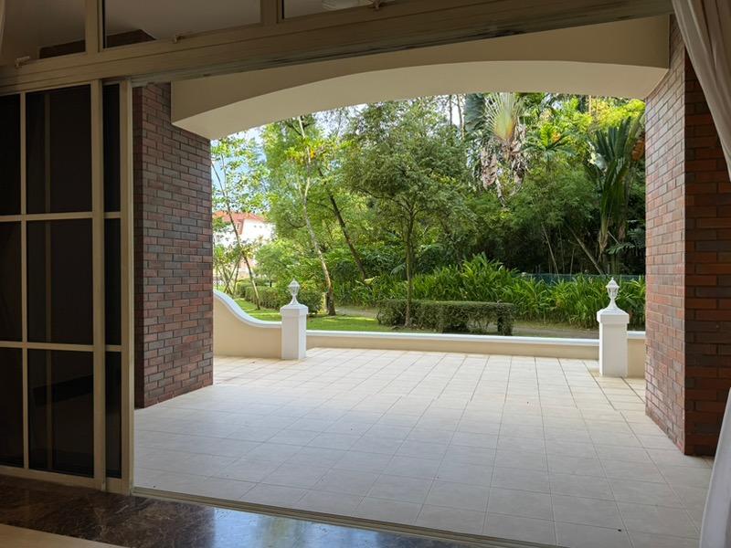 Gallop Gables Condominium For Rent, $13,500, 5 Bed 4 Bath 3,125 sqft $4.32 psf