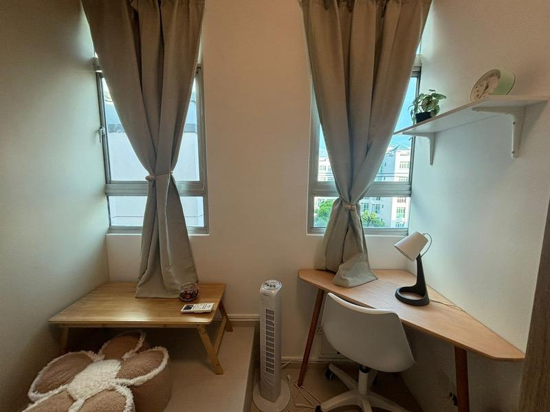 Avila Gardens Condominium Room Rental, $1,080, 1 Bed 1 Bath 160 sqft $6.75 psf