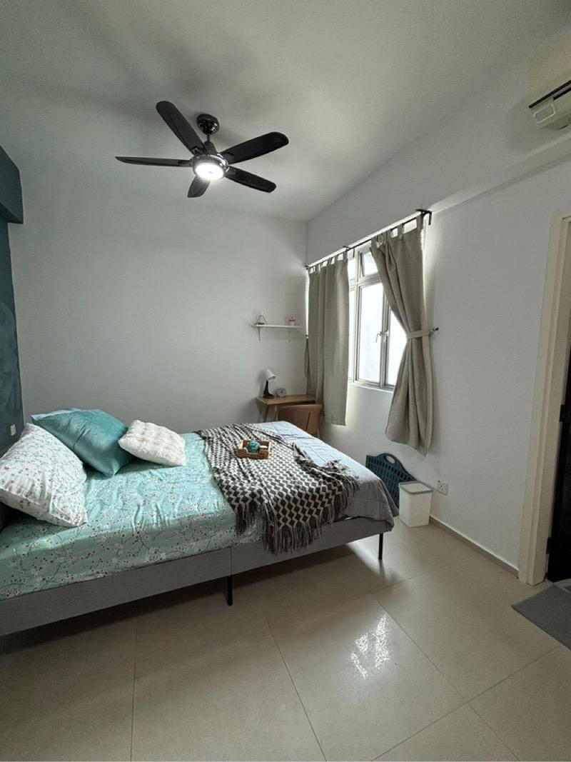 Avila Gardens Condominium Room Rental, $1,799, 1 Bed 1 Bath 250 sqft $7.20 psf