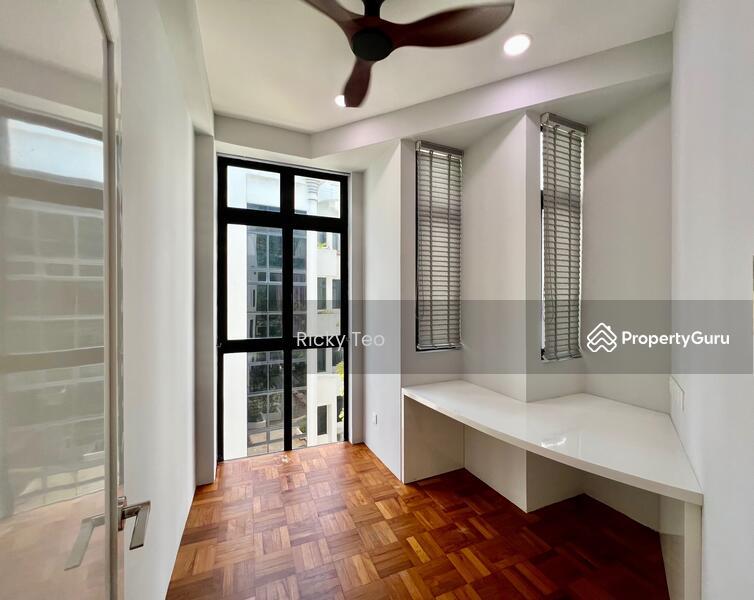 Condominium for Rent: Holland, D10, 278732