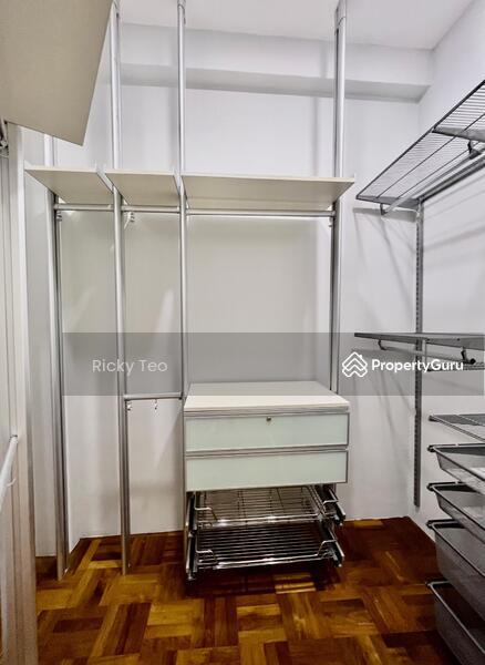 Condominium for Rent: Holland, D10, 278732