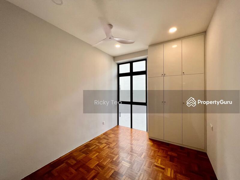 Condominium for Rent: Holland, D10, 278732