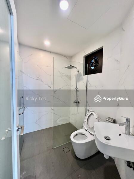 Condominium for Rent: Holland, D10, 278732