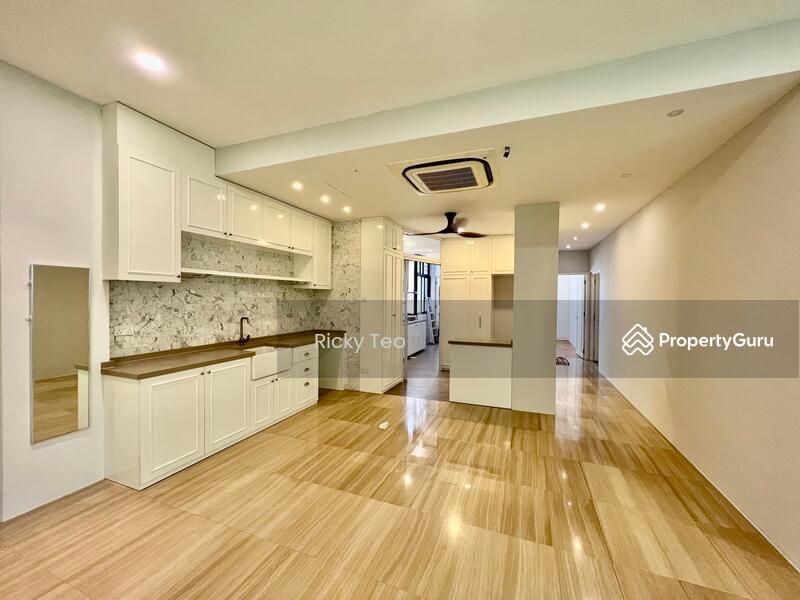 Condominium for Rent: Holland, D10, 278732