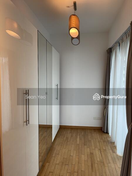 Condominium for Rent: Holland, D10, 278636
