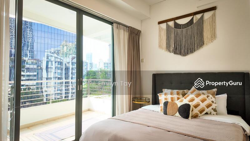 Prop-GPT: Apartment: D09  Watermark Robertson Quay