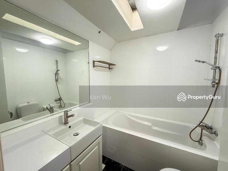 Terrace for Rent: Hume Avenue, D21, 596387