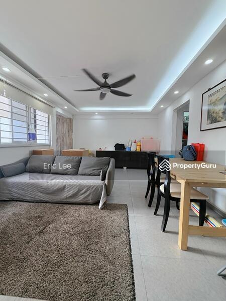 Prop-GPT: HDB Flat: D19 Hougang 511 Hougang Avenue 10