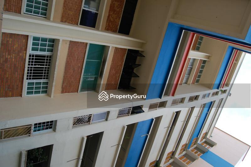 287 Tampines Street 22