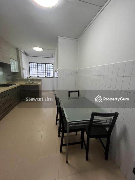 HDB Flat for Rent: D23, 670142