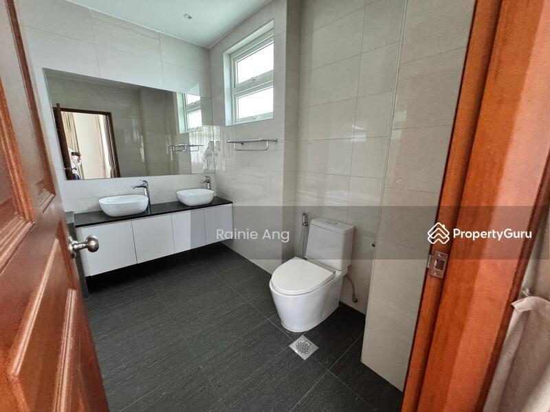 One Tree Hill Corner Semi D for Rent