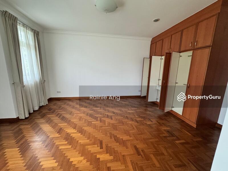 One Tree Hill Corner Semi D for Rent