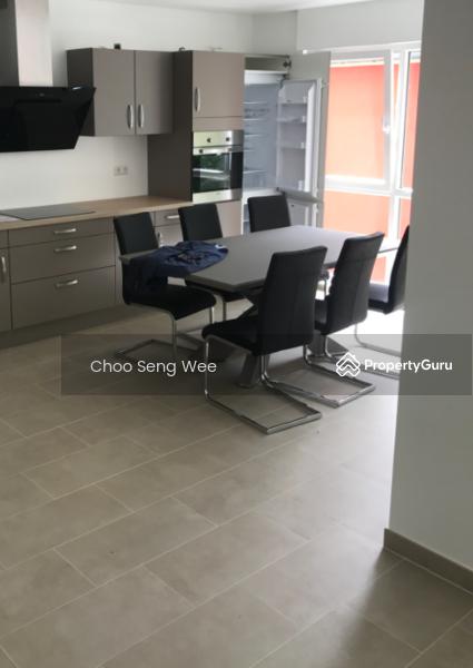 Fully Furnished with Weekly Cleaning Walk-up Co-living rooms