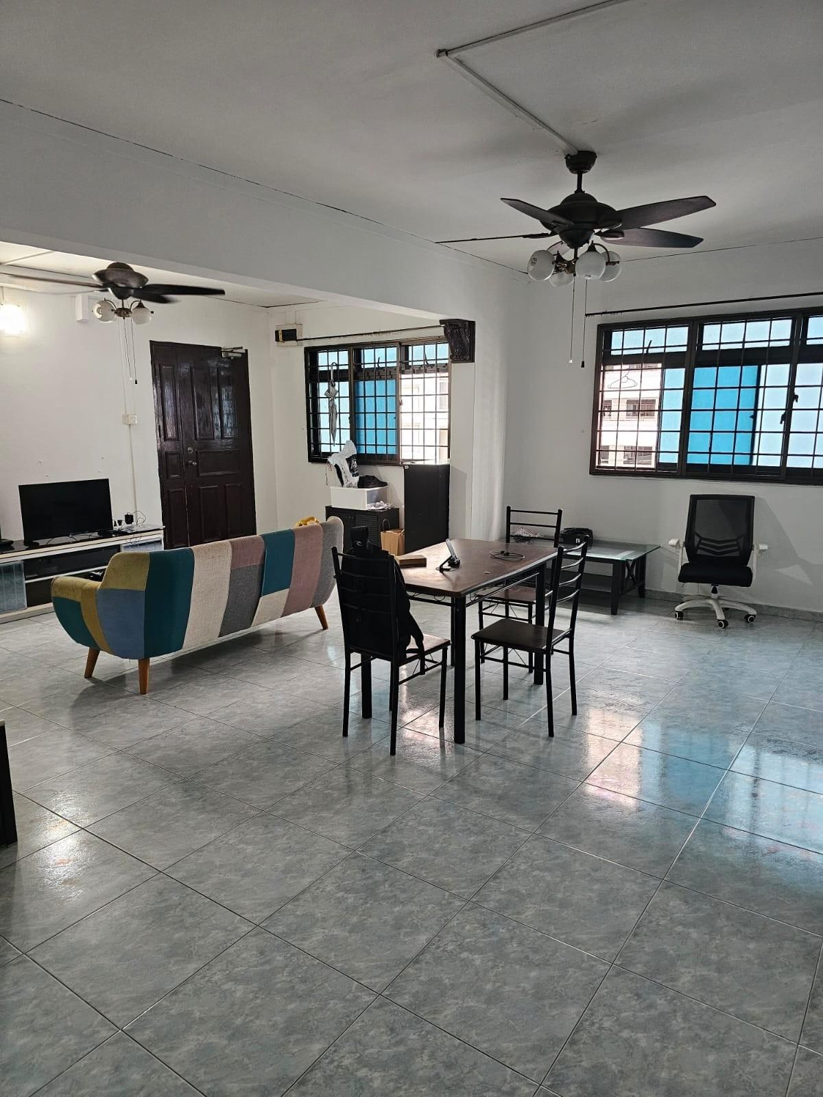 Prop-GPT: HDB Apartment: D23 Choa Chu Kang 667 Choa Chu Kang Crescent