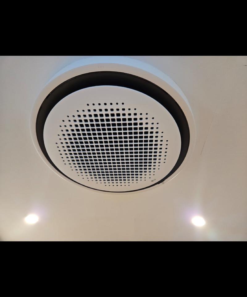 DLV Condominium For Rent, $7,8002 Bath 1,948 sqft $4.00 psf