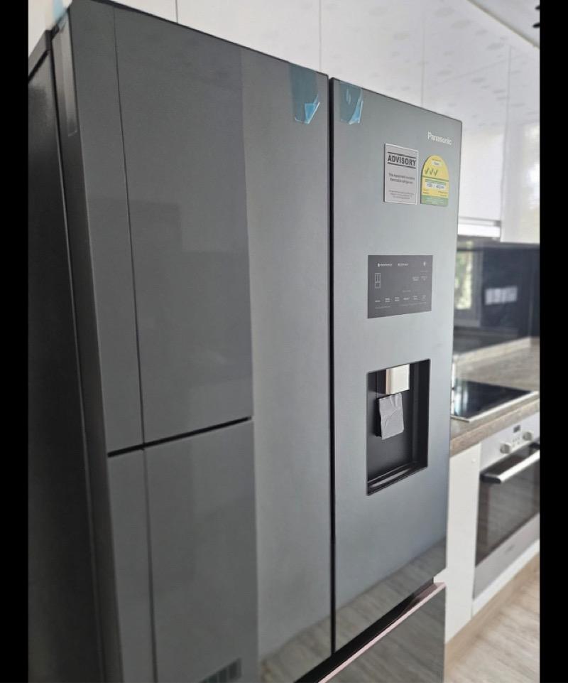 DLV Condominium For Rent, $7,8002 Bath 1,948 sqft $4.00 psf