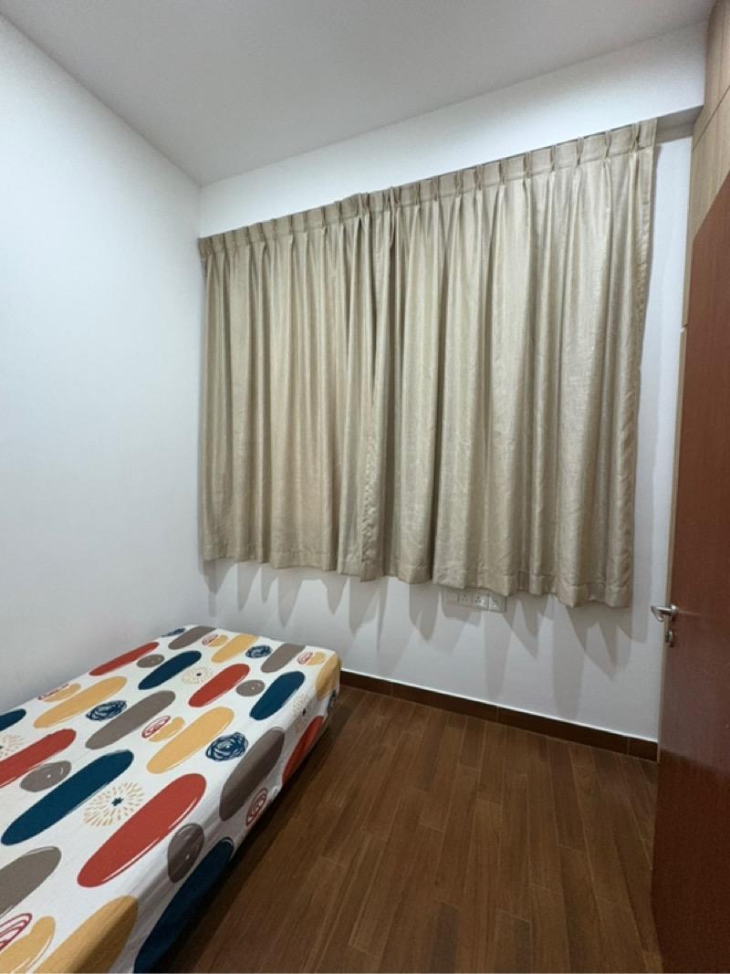 Prop-GPT: Apartment: D15  Eastellar