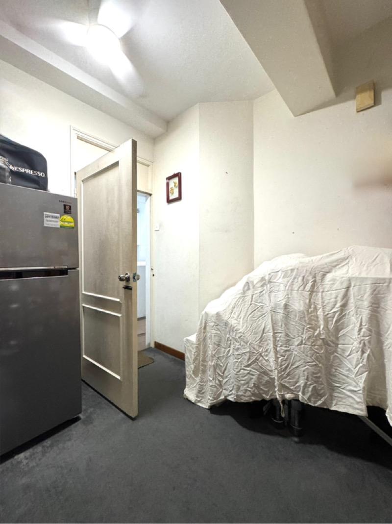 Condominium for Rent: Cairnhill, D09, 229668