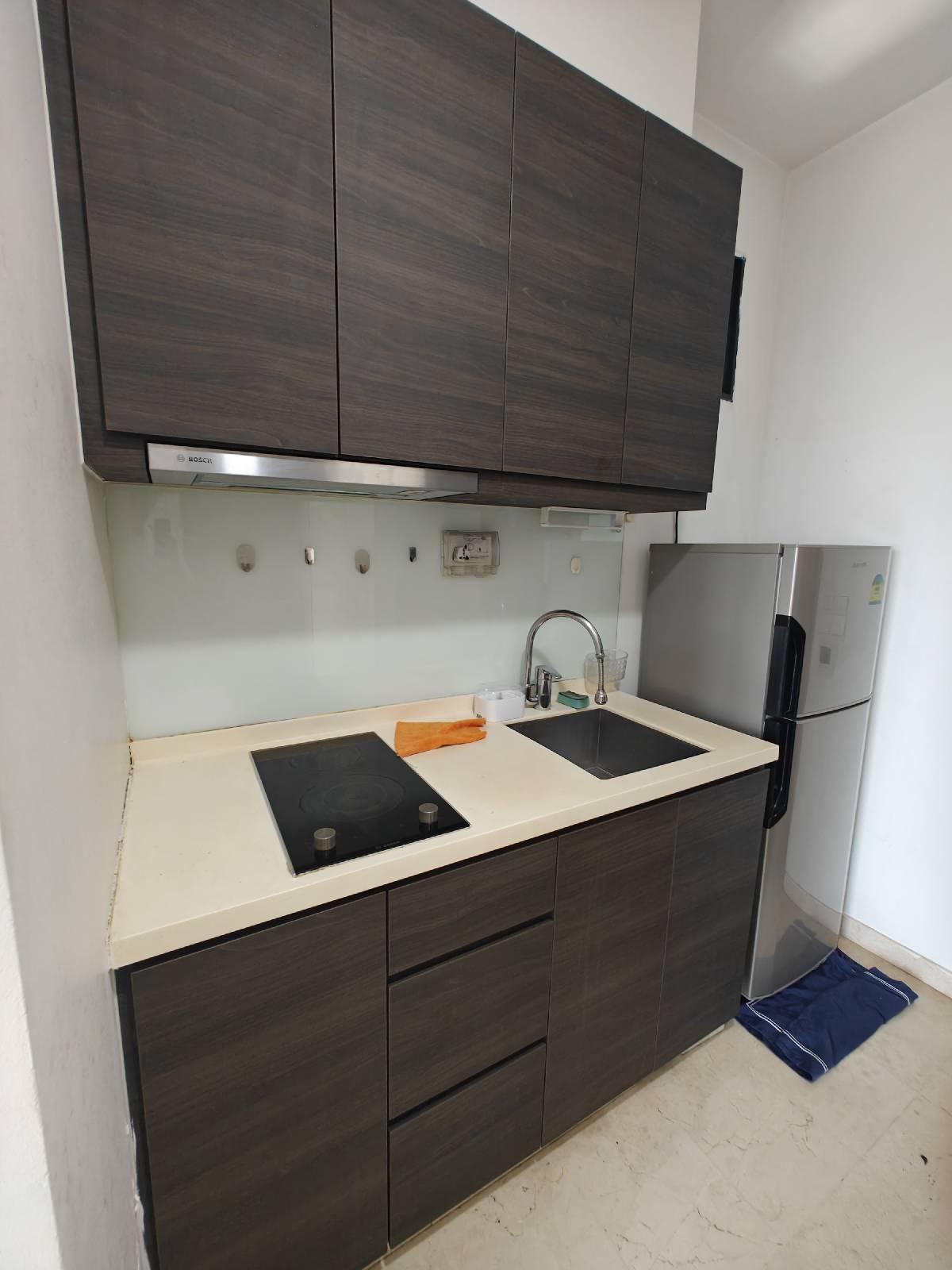 Cradels Condominium Room Rental, $2,500, 1 Bed 1 Bath 100 sqft $25.00 psf