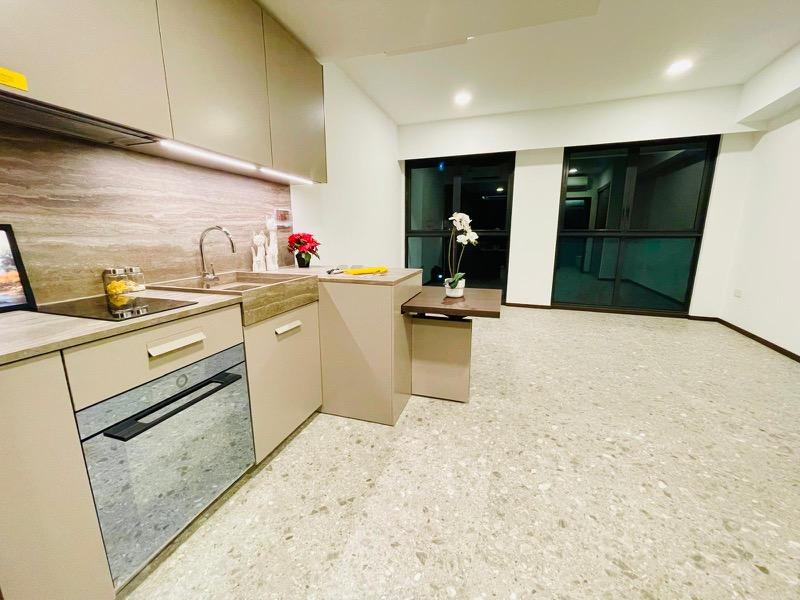 One Pearl Bank Condominium For Rent, $3,6001 Bath 431 sqft $8.35 psf