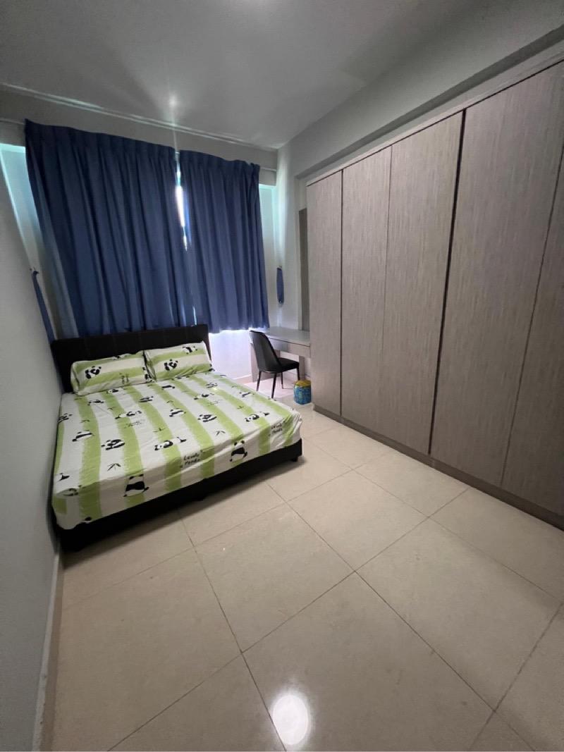 Changi Court Condominium Room Rental, $1,300, 1 Bed 1 Bath 150 sqft $8.67 psf