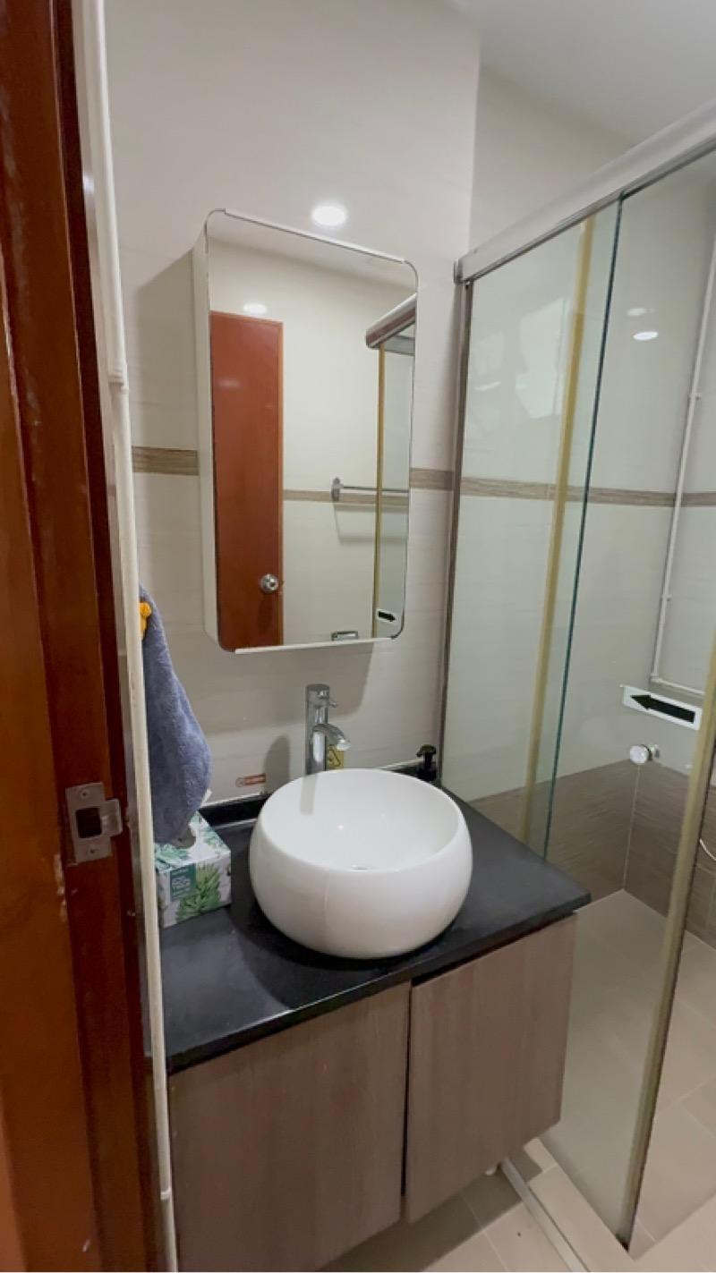 Changi Court Condominium Room Rental, $1,300, 1 Bed 1 Bath 150 sqft $8.67 psf