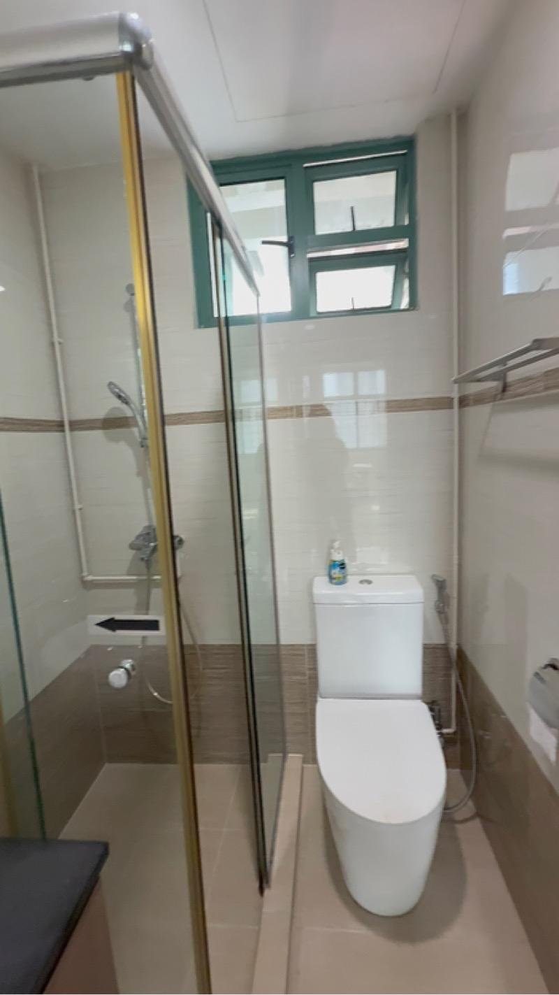 Changi Court Condominium Room Rental, $1,000, 1 Bed 1 Bath 110 sqft $9.09 psf