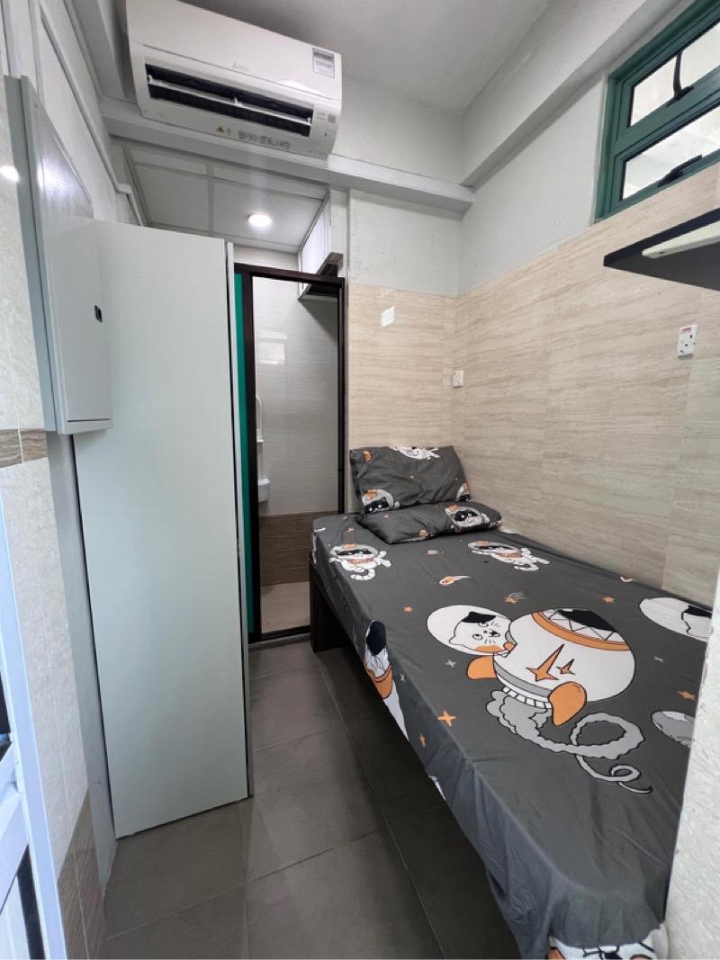 Changi Court Condominium Room Rental, $1,000, 1 Bed 1 Bath 110 sqft $9.09 psf