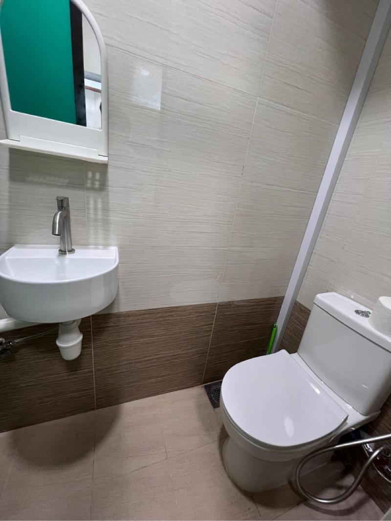 Changi Court Condominium Room Rental, $1,000, 1 Bed 1 Bath 110 sqft $9.09 psf