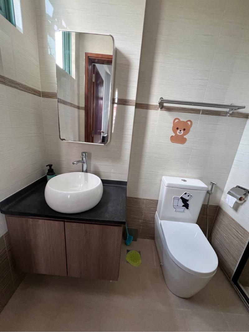 Changi Court Condominium Room Rental, $1,600, 1 Bed 1 Bath 200 sqft $8.00 psf