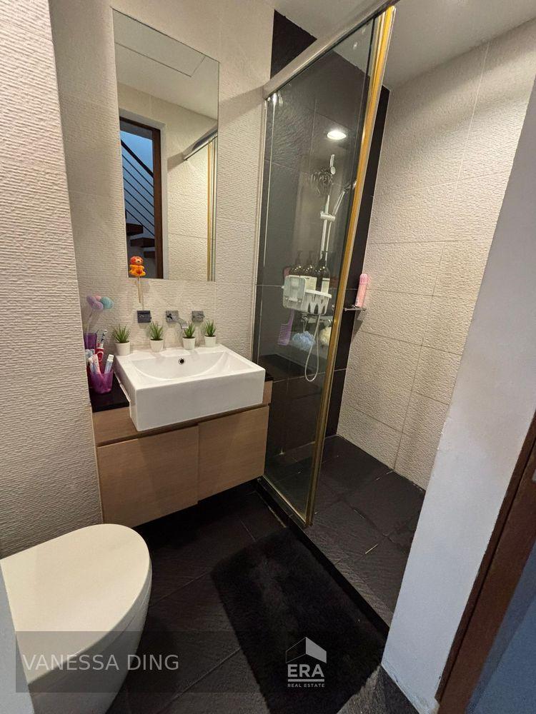 Landed for Rent: Lorong Selangat, Potong Pasir, D13, 357729